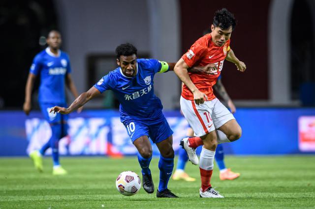 开云体育-【中超】高准翼杨立瑜世界波 沧州雄狮0比2广州队