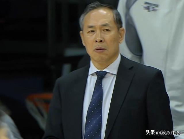 开云体育-许利民:末节麦基和周琦在场表现 坚定后续围绕双塔搭配更多的战术